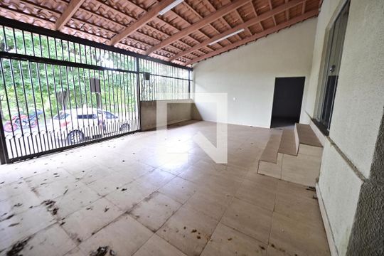 Casa à venda com 3 quartos, 276m² em Residencial Campos Dourados, Goiânia