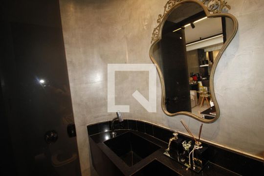 Banheiro de casa de condomínio para alugar com 2 quartos, 97m² em Patamares, Salvador