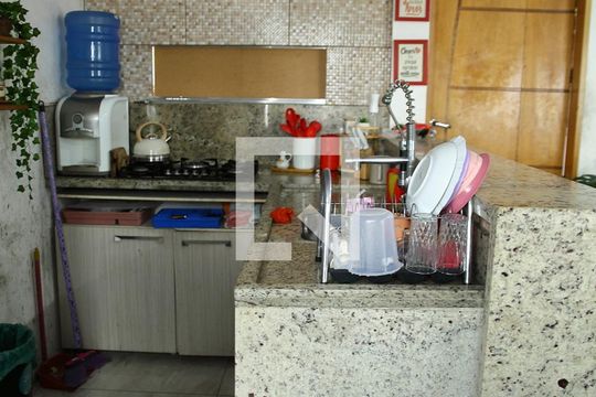 Casa 1 - Sala/Cozinha  de casa à venda com 3 quartos, 185m² em Vila Vitoria, São Bernardo do Campo