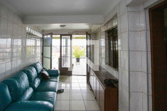 Área comum de casa à venda com 3 quartos, 253m² em Cidade Júlia, São Paulo