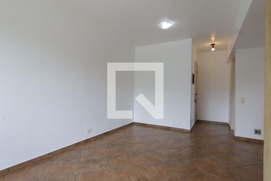 Sala de apartamento para alugar com 2 quartos, 70m² em Super Quadra Morumbi, São Paulo