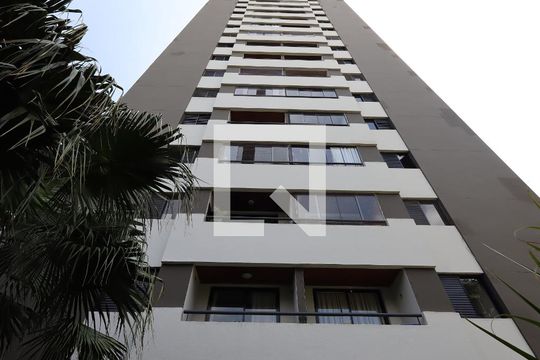 Fachada de apartamento para alugar com 2 quartos, 70m² em Super Quadra Morumbi, São Paulo