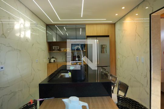 Cozinha de casa para alugar com 3 quartos, 90m² em Parque Cruzeiro do Sul, São Paulo
