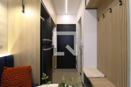 Cozinha de kitnet/studio para alugar com 1 quarto, 35m² em Indianópolis, São Paulo