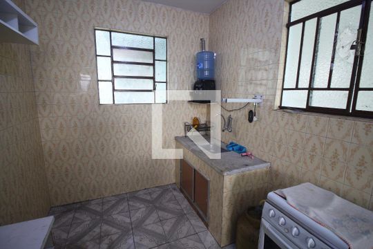 Cozinha de casa à venda com 3 quartos, 365m² em Inconfidentes, Contagem