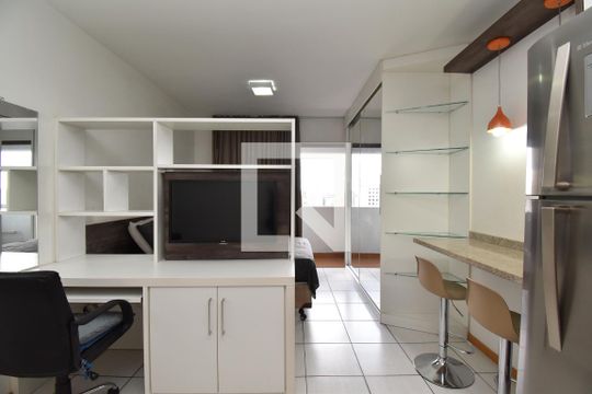 Studio de kitnet/studio para alugar com 1 quarto, 38m² em Bairro Alto, Curitiba