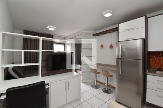 Studio de kitnet/studio para alugar com 1 quarto, 38m² em Bairro Alto, Curitiba