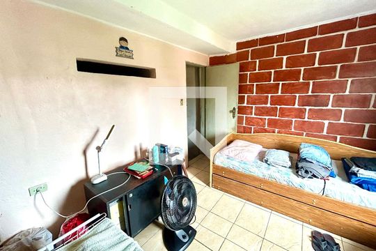 Quarto 2 de casa à venda com 3 quartos, 134m² em Parque Santo Antonio, Guarulhos