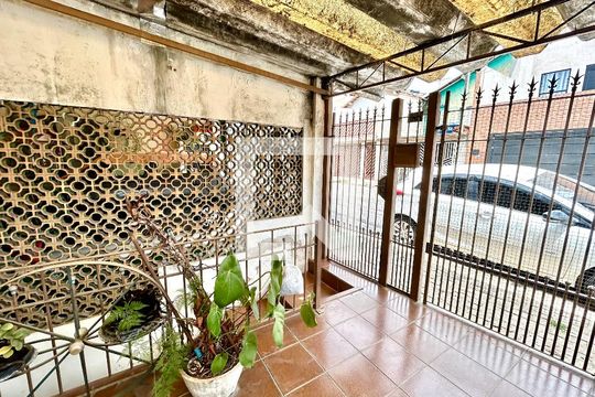 Garagem de casa à venda com 3 quartos, 134m² em Parque Santo Antonio, Guarulhos