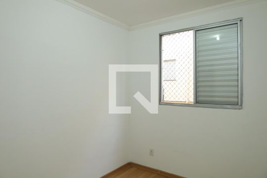 Quarto 1 de apartamento para alugar com 2 quartos, 45m² em Vila Raquel, São Paulo
