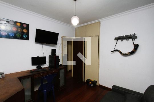 Quarto 2 de apartamento para alugar com 3 quartos, 90m² em Lourdes, Belo Horizonte