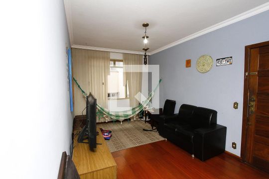 Sala de apartamento para alugar com 3 quartos, 90m² em Lourdes, Belo Horizonte