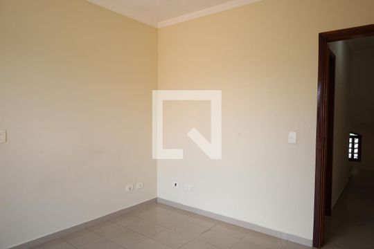 Casa à venda com 3 quartos, 131m² em Vila Marari, São Paulo