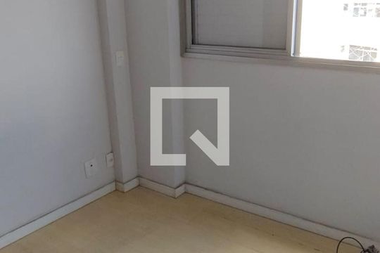 Quarto de apartamento à venda com 3 quartos, 118m² em Parque Tomas Saraiva, São Paulo