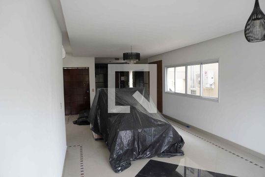 Sala de Estar e Jantar de casa de condomínio para alugar com 3 quartos, 248m² em Suru, Barueri