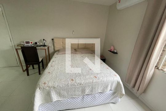 Casa à venda com 2 quartos, 360m² em Canudos, Novo Hamburgo