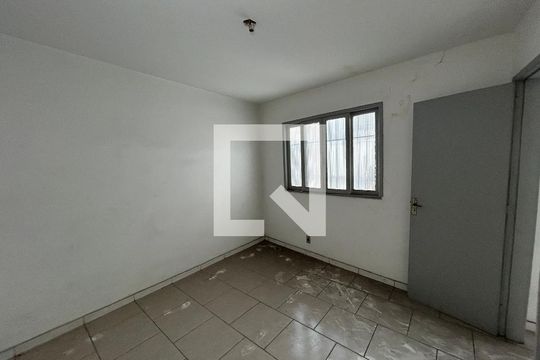 Quarto de apartamento à venda com 1 quarto, 140m² em Pilares, Rio de Janeiro
