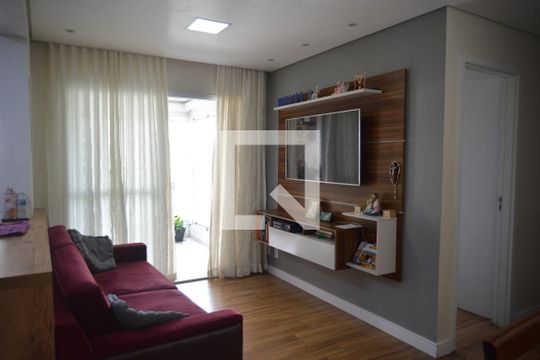 Sala de apartamento à venda com 2 quartos, 68m² em Vila Apiai, Santo André