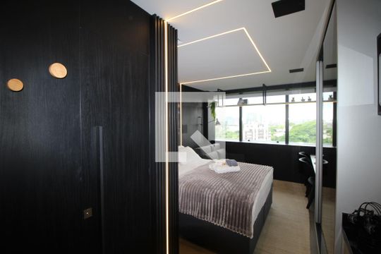 Kitnet de kitnet/studio para alugar com 0 quarto, 26m² em Três Figueiras, Porto Alegre
