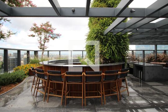 Área comum - Churrasqueira de kitnet/studio para alugar com 0 quarto, 26m² em Três Figueiras, Porto Alegre