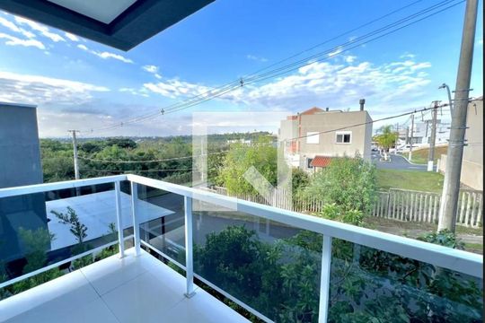 Varanda de casa de condomínio para alugar com 3 quartos, 300m² em Mário Quintana, Viamão