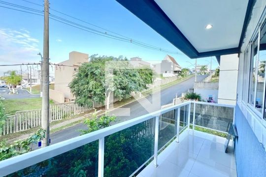 Varanda de casa de condomínio para alugar com 3 quartos, 300m² em Mário Quintana, Viamão