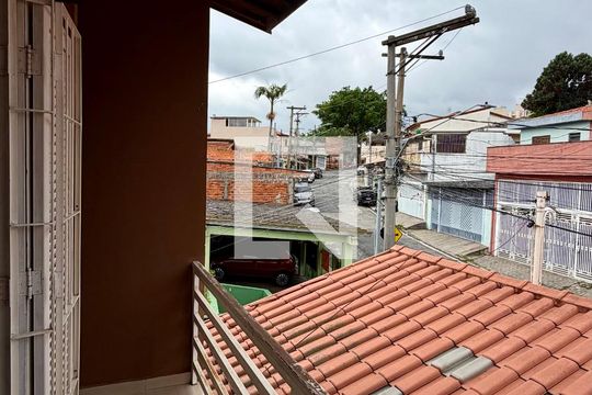 Casa à venda com 2 quartos, 170m² em Jardim Ester Yolanda, São Paulo