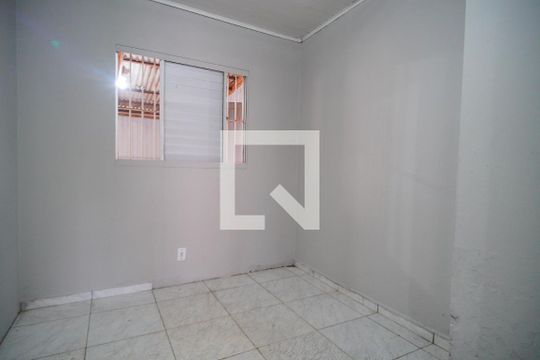 Quarto 2 de casa à venda com 2 quartos, 50m² em Vicentina, São Leopoldo