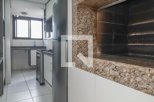 Cozinha de apartamento para alugar com 2 quartos, 90m² em Cristo Redentor, Porto Alegre