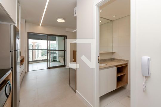 Studio de kitnet/studio à venda com 1 quarto, 32m² em Jardim das Acacias, São Paulo