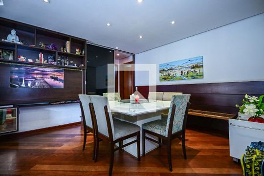 Sala de Jantar de apartamento à venda com 4 quartos, 156m² em Vila Suzana, São Paulo