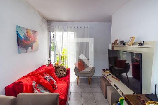 Sala de apartamento à venda com 2 quartos, 65m² em Fazenda da Juta, São Paulo