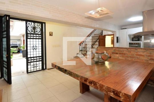 Casa à venda com 3 quartos, 224m² em Vila Leopoldina, São Paulo