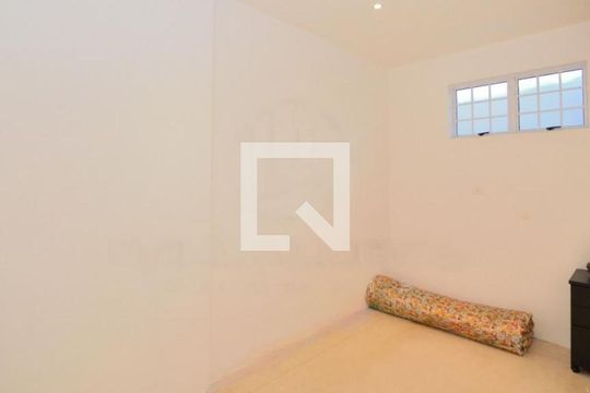 Casa à venda com 3 quartos, 224m² em Vila Leopoldina, São Paulo