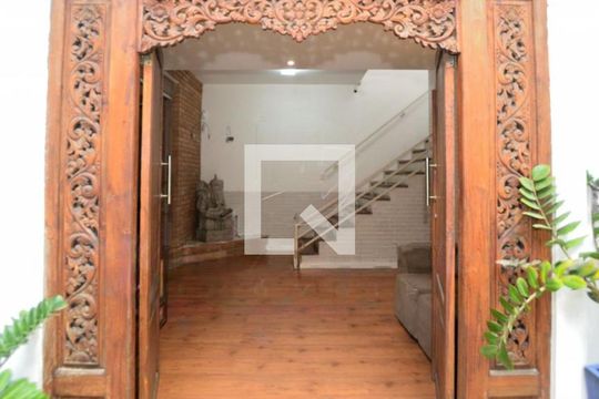 Casa à venda com 3 quartos, 224m² em Vila Leopoldina, São Paulo