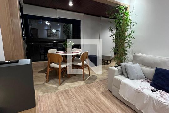 Sala de apartamento à venda com 4 quartos, 120m² em Méier, Rio de Janeiro