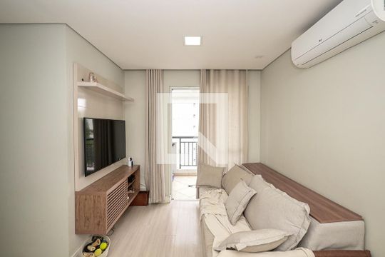 Sala de Tv de apartamento à venda com 2 quartos, 55m² em Vila Andrade, São Paulo
