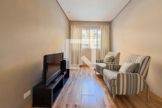 Sala de apartamento para alugar com 1 quarto, 58m² em Cambuci, São Paulo