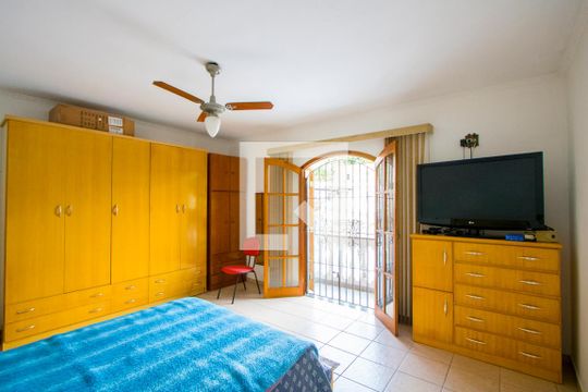 Quarto 1 - Suíte de casa para alugar com 3 quartos, 135m² em Vila Helena, Santo André