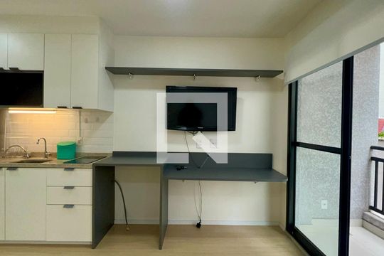 Studio de kitnet/studio para alugar com 1 quarto, 28m² em Pinheiros, São Paulo
