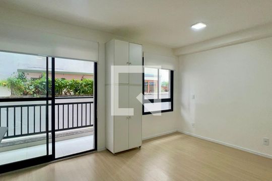 Studio de kitnet/studio para alugar com 1 quarto, 28m² em Pinheiros, São Paulo