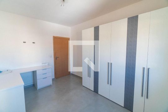 Quarto 2 de casa para alugar com 2 quartos, 160m² em Jabaquara, São Paulo