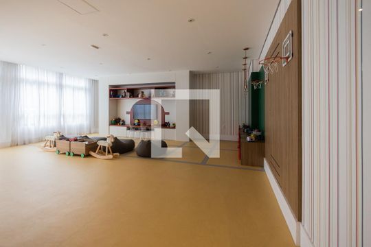 Brinquedoteca de kitnet/studio à venda com 1 quarto, 35m² em Pinheiros, São Paulo