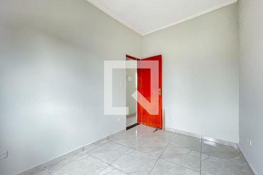 Quarto 1 de casa para alugar com 2 quartos, 65m² em Ayrosa, Osasco