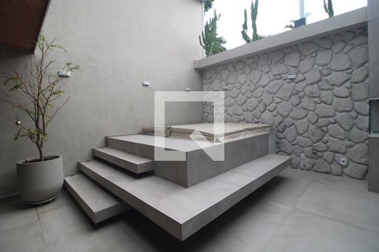 Banheira de casa de condomínio à venda com 4 quartos, 200m² em Interlagos, São Paulo