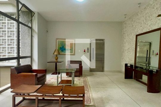 Hall de entrada de apartamento para alugar com 3 quartos, 130m² em Paraíso, São Paulo