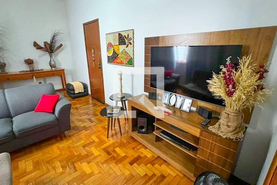 Apartamento para alugar com 3 quartos, 118m² em Santo Antônio, Belo Horizonte