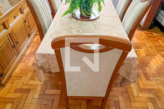 Apartamento para alugar com 3 quartos, 118m² em Santo Antônio, Belo Horizonte