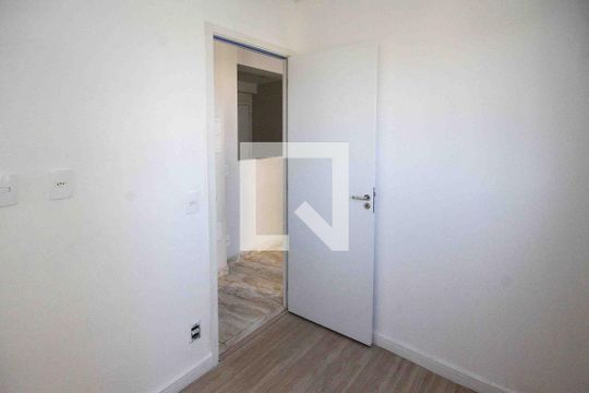 Quarto de apartamento para alugar com 2 quartos, 40m² em Jardim Adutora, São Paulo