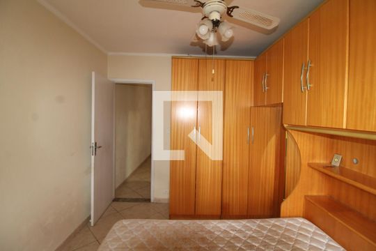 Quarto 1 de casa à venda com 3 quartos, 190m² em Jardim Centenario, São Paulo